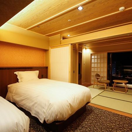 The Shiroyama Terrace Tsuyama Villa Bagian luar foto